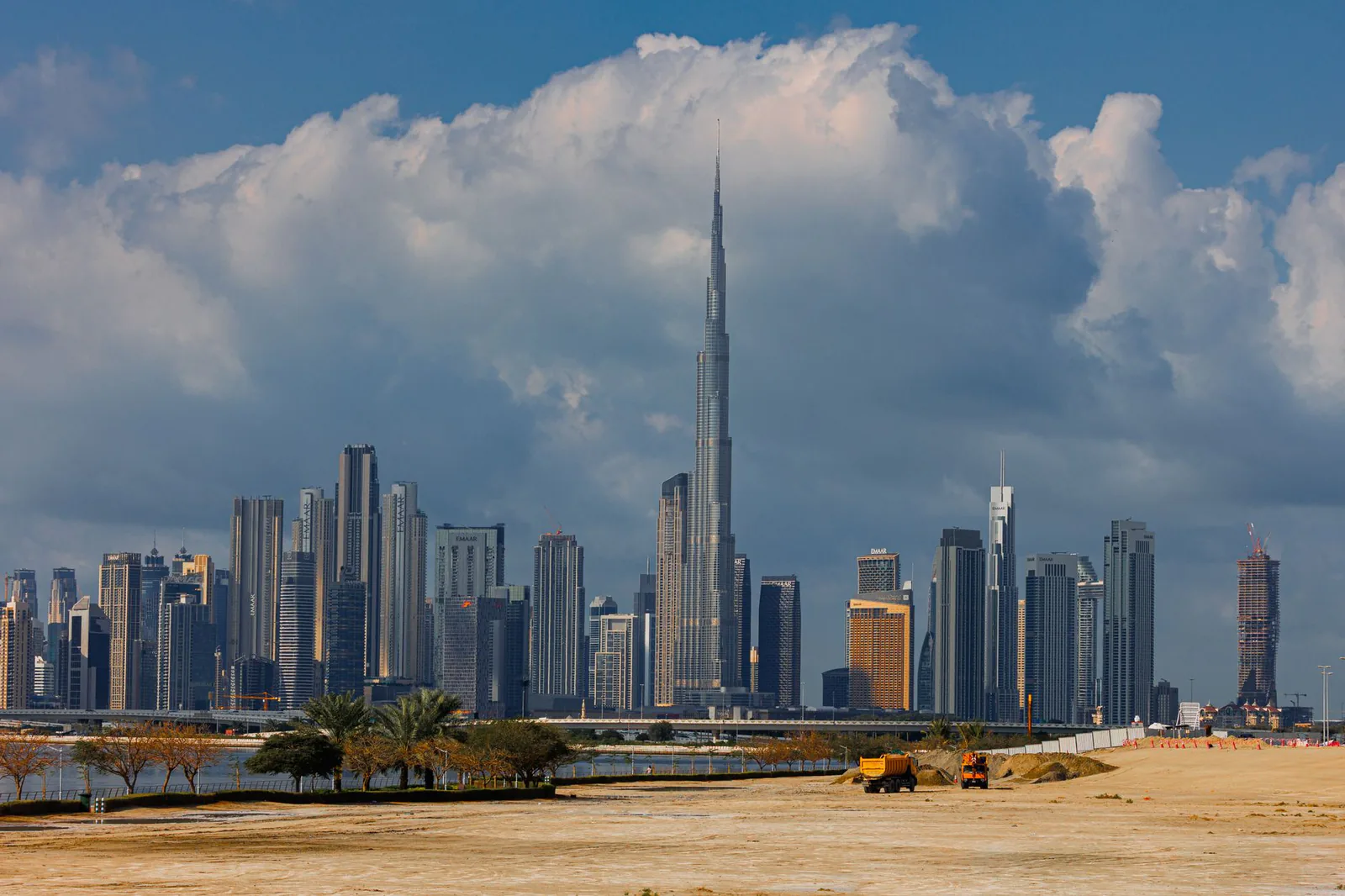 Burj Khalifa and Dubai skyline
